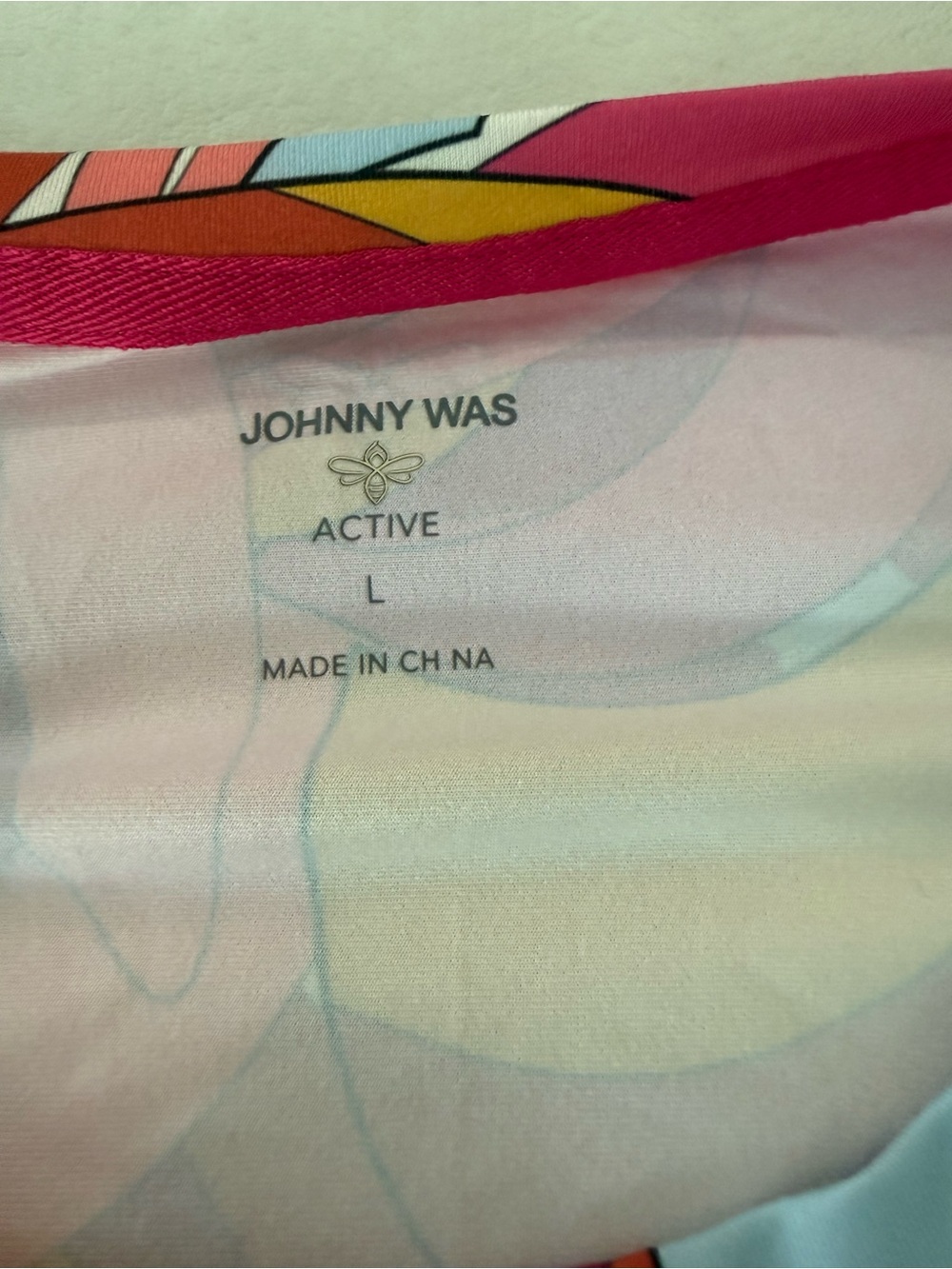 Johnny Was "Bee Active" floral print short-sleeve top Size Large E09 - Picture 2 of 5